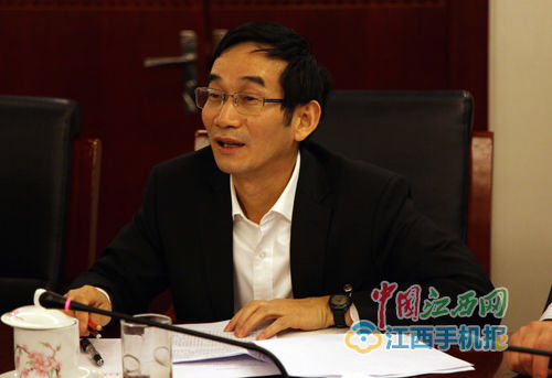 人（rén）大代表（biǎo）建議強製推行高（gāo）效節能電（diàn）機（jī）