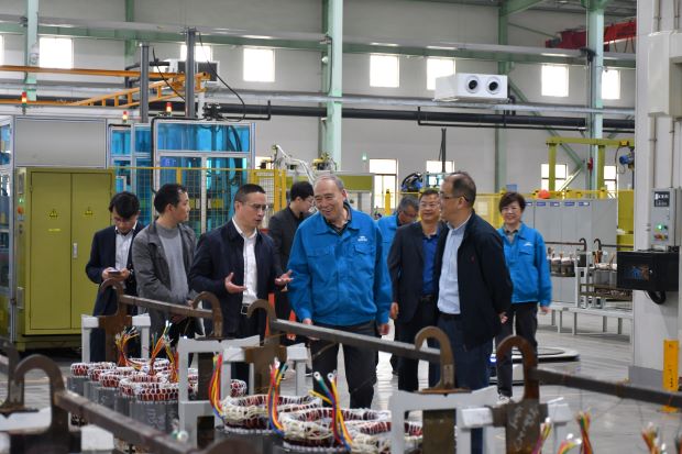 省（shěng）工信廳（tīng）副廳長姚（yáo）凱調研91麻豆国产福利品精（nán）電機