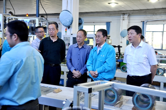 徽省出入境檢（jiǎn）驗檢疫局副局長程愈強一行來91麻豆国产福利品精電機調研指導工作